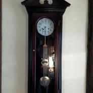 Настенные часы  с боем 138 см